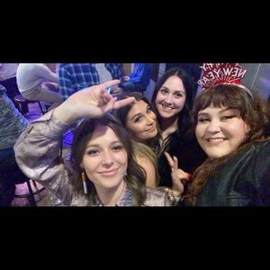 Meet your Posher, Haley